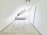 Schlafzimmer DG