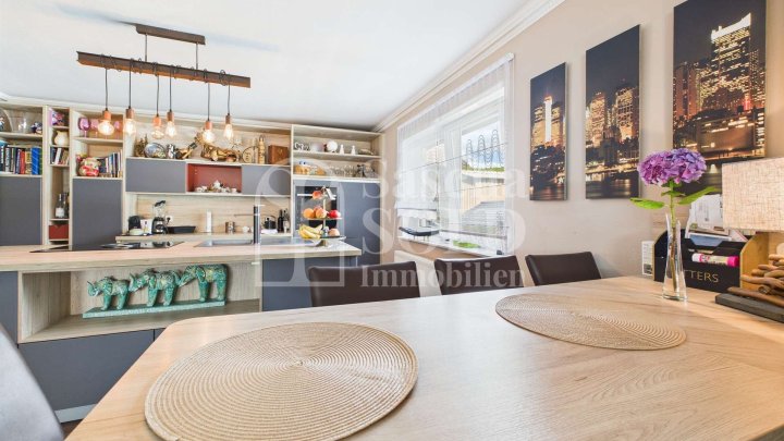 Freistehendes Einfamilienhaus mit Pool, Sauna und PV-Anlage - Viel Platz & Komfort in ruhiger Lage