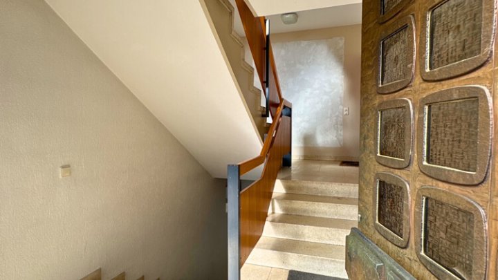 Großzügige 4 ZKB Wohnung mit Balkonn & Stellplatz in Dudweiler-Süd