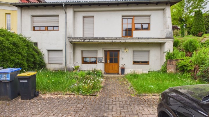 Sanierungsbedürftiges  Schmuckstück in 1A Lage im Herzen vom Saarland zu verkaufen