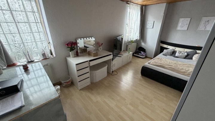 Attraktives Mehrfamilienhaus mit 5 Wohneinheiten und Entwicklungspotenzial in Sulzbach