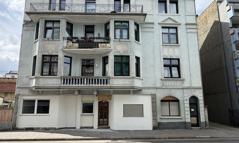Attraktives Mehrfamilienhaus mit 5 Wohneinheiten und Entwicklungspotenzial in Sulzbach
