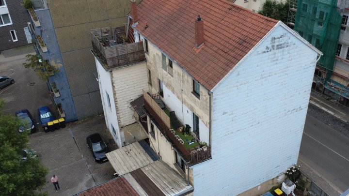Attraktives Mehrfamilienhaus mit 5 Wohneinheiten und Entwicklungspotenzial in Sulzbach