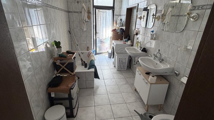 Interessantes Mehrfamilienhaus mit 5 Wohneinheiten und Entwicklungspotenzial in Sulzbach