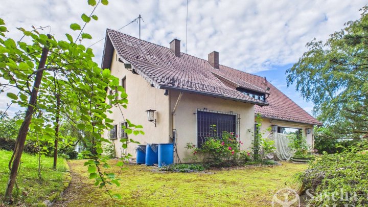 Wohnen mit Weitblick – Großzügiges Anwesen auf weitläufigem Grundstück in Elversberg