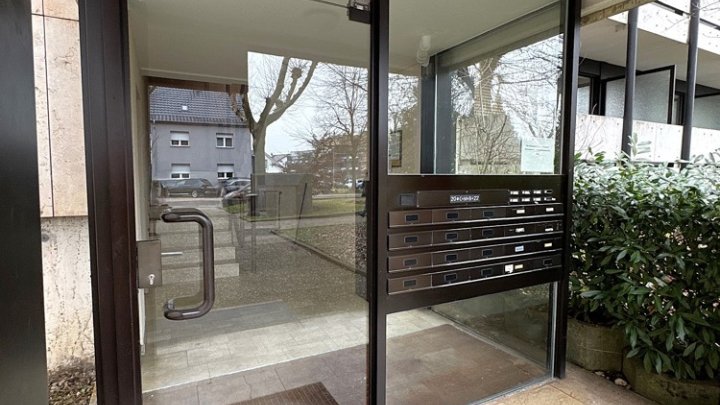 Renditepaket - 12 möblierte Eigentumswohungen bzw. 24 Zimmer in gepflegtem Mehrfamilienhaus