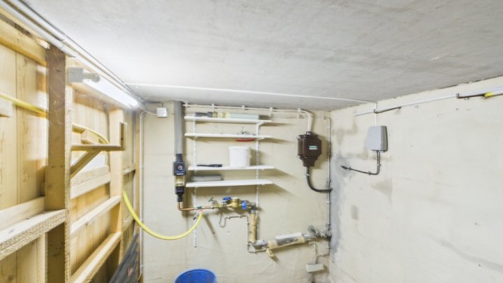 Freistehender Bungalow ! 2026 renoviert, in der Nähe des Losheimer Stausees und  inmitten der Natur!