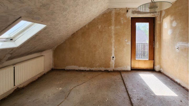 Großzügiges Einfamilienhaus in Ortsrandlage mit Panoramablick über das Moseltal