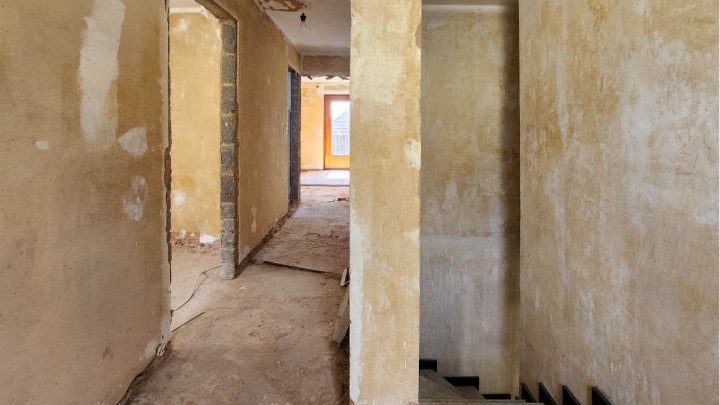 Großzügiges Einfamilienhaus in Ortsrandlage mit Panoramablick über das Moseltal