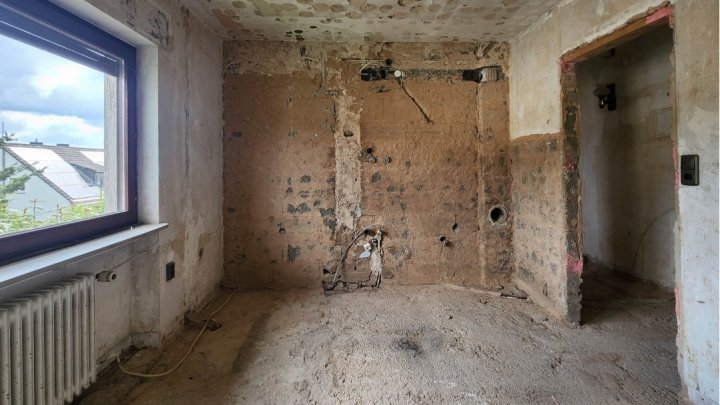 Großzügiges Einfamilienhaus in Ortsrandlage mit Panoramablick über das Moseltal