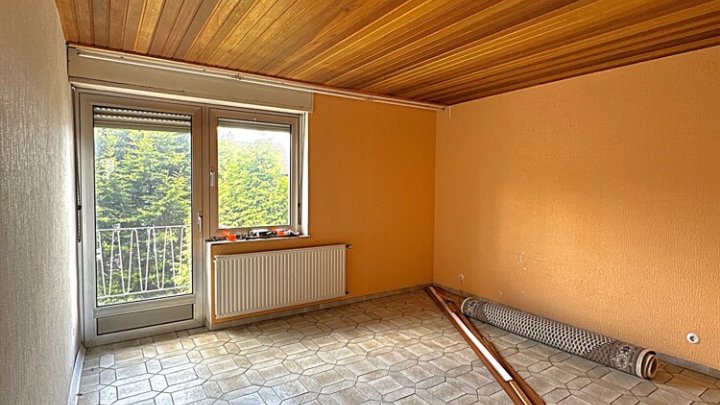 2 bis 3-FH mit Garten + Garage in guter Lage von Sulzbach