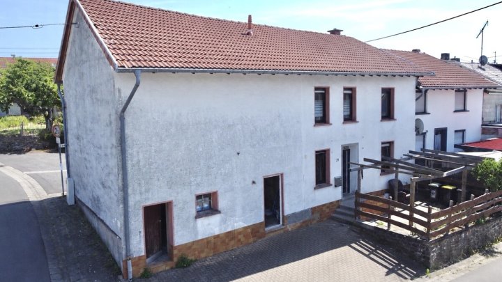 Einfamilienhaus mit Ausbaupotenzial- ideal für Handwerker und Eigennutzer