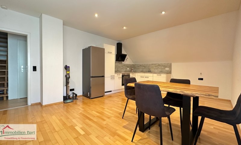 SOFORT VERFÜGBAR: 80 M² WOHNUNG MIT 2 KFZ-STELLPLÄTZEN UND GARTEN IN METTLACH-SAARHÖLZBACH!
