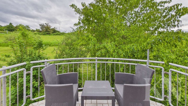 Wohnen in Riegelsberg – Gepflegte Dachgeschosswohnung mit Balkon