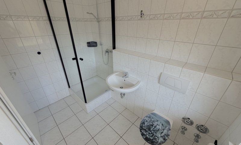 Gemütliche zwei Zimmer Küche Bad mit BalkonK im Herzen von Lummerschied
