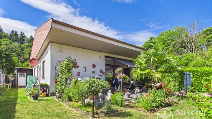 Gepflegtes freistehendes Einfamilienhaus im Bungalow-Stil mit Garten in St. Ingbert-Sengscheid