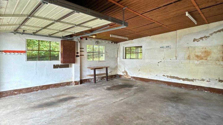2-3 Familienhaus mit Erweiterungsmöglichkeit in guter Lage von Fechingen