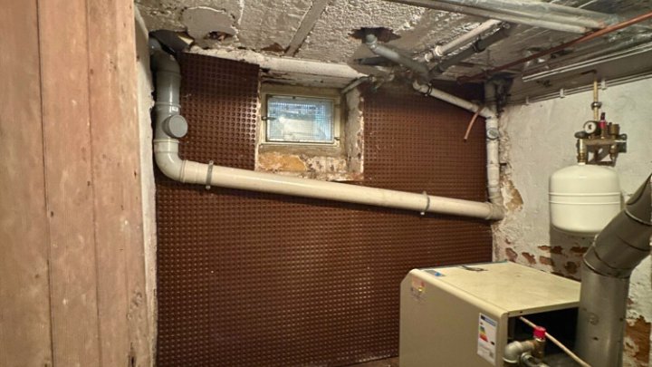 2-3 Familienhaus mit Erweiterungsmöglichkeit in guter Lage von Fechingen