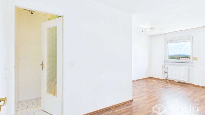Großzügige 4-ZKB-Wohnung mit Loggia in ruhiger Lage nahe Universität & CISPA - Dudweiler Saarbrücken