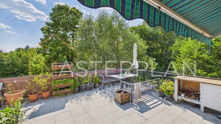 Zweifamilienhaus mit Einliegerwohnung und Dachterrasse in sehr ruhiger Lage von Wadgassen-Werbeln