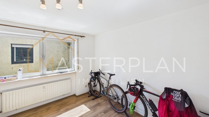 Zweifamilienhaus mit Einliegerwohnung und Dachterrasse in sehr ruhiger Lage von Wadgassen-Werbeln