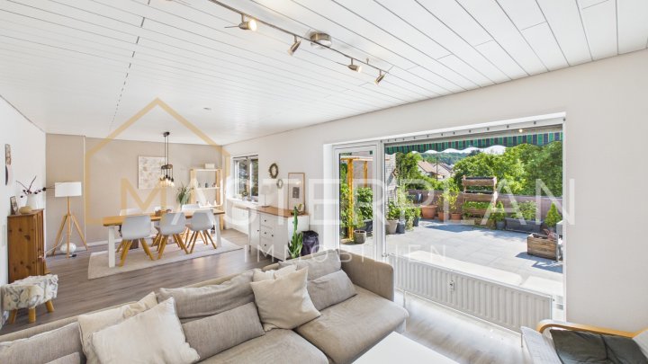 Zweifamilienhaus mit Einliegerwohnung und Dachterrasse in sehr ruhiger Lage von Wadgassen-Werbeln