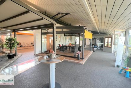 Gewerbehalle