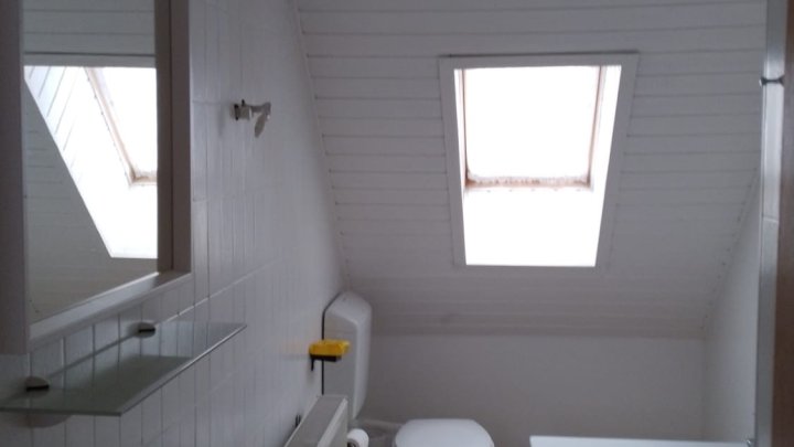 Bezugsfrei ab 01.11.26 - 4-Zimmer-Einfamilienhaus mit Terrasse und Garten in St. Ingbert-Elsterstein