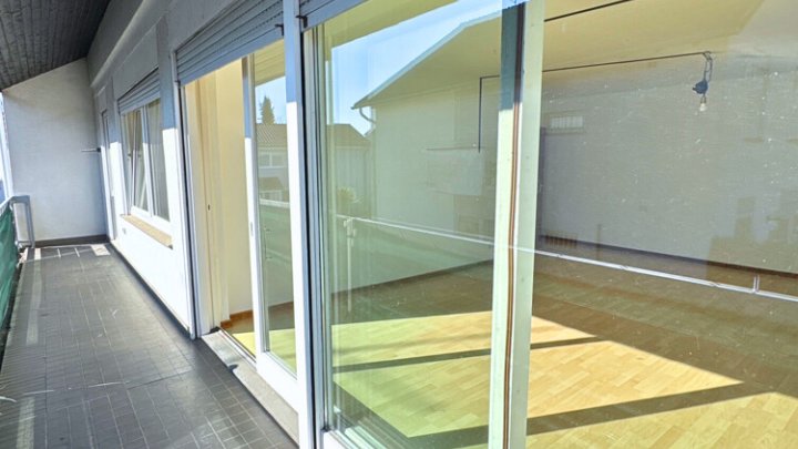 Großzügige 4 ZKB Wohnung mit Balkon & Stellplatz in Dudweiler-Süd