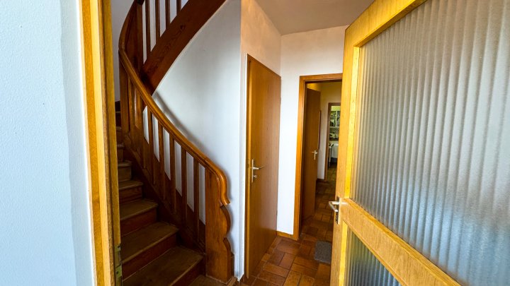 IM KLINGELTAL - Freist. 2-Fam. Haus mit Garten und Garage in Zweibrücken-Ixheim