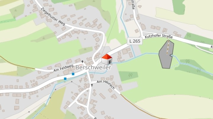 Großzügiges Einfamilienhaus mit Garage und kleinem Garten