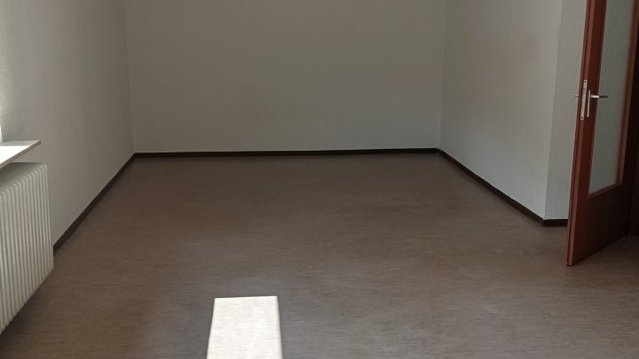 NIEDERSIMTEN - Schöne 3-ZKB mit Dachterrasse in 66955 Pirmasens