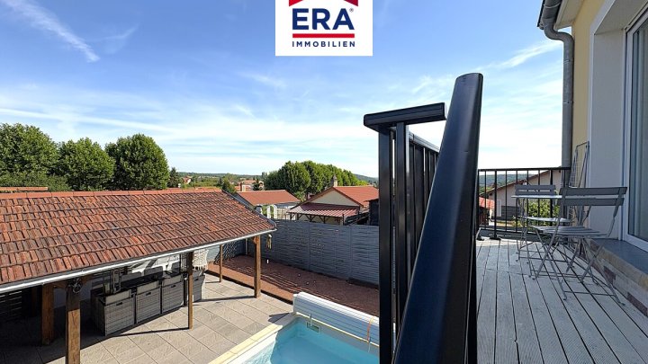 OHNE VERMITTLUNGSGEBÜHREN-FREISTEHENDES EINFAMILIENHAUS MIT POOL UND HEIMKINO IN COCHEREN/FR