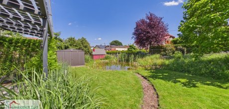 Garten mit Teich