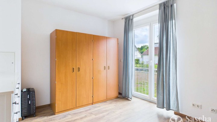 Bezugsfrei ab August - Hochwertiges Familiendomizil mit Kamin, Garten und moderner Energietechnik