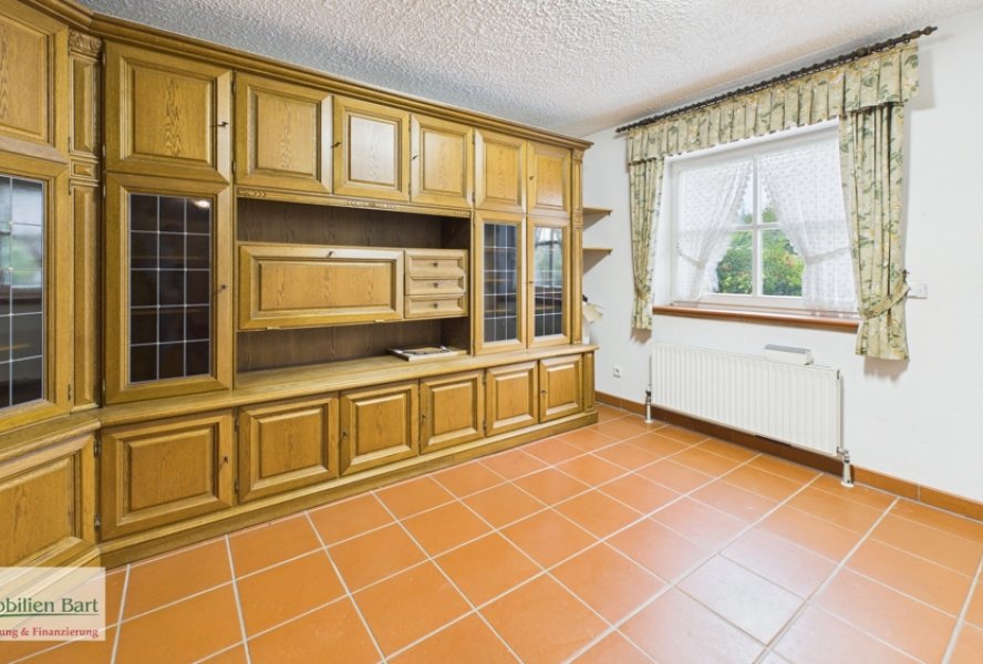 Büro/Schlafzimmer Whg im EG