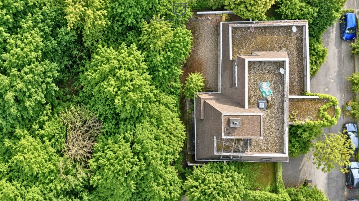 Einfamilienhaus mit ELW, tolles Grundstück mit Panoramablick über Saarbrücken
