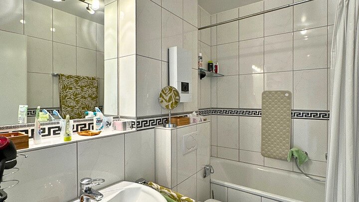 2 ZKB Wohnung mit EBK und Stellplatz, sanierter Altbau in St. Arnual
