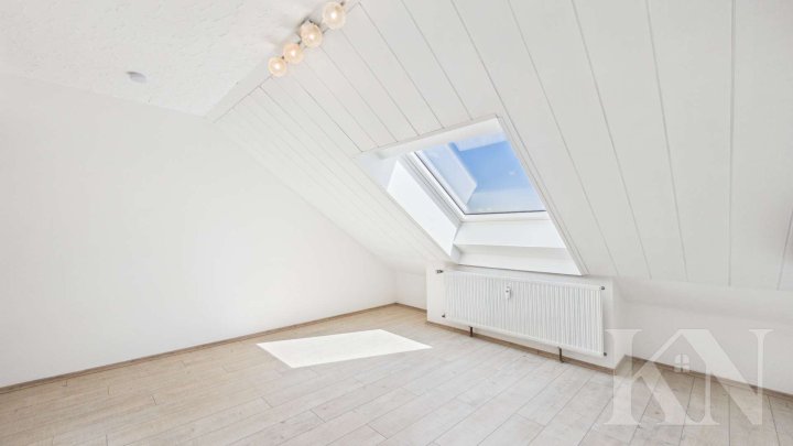 Ideal für Eigennutzer & Kapitalanleger – 2-ZKB mit Loggia im energetisch sanierten Mehrfamilienhaus