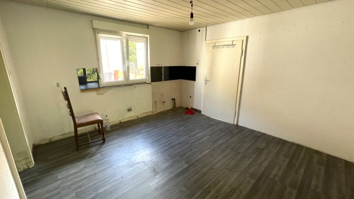 Zwei Einfamilienhäuser zum Preis von einem in Waldrandnähe