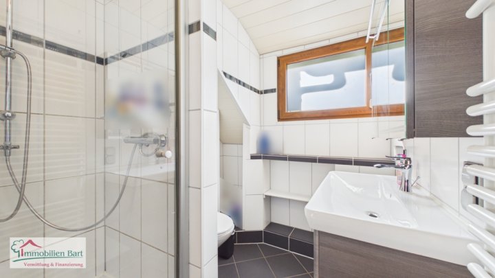 MERZIG: HAUS MIT EIN BIS ZWEI WOHNUNGEN / IDYLLISCH AM BACHLAUF / MIT CA. 33 AR GRUNDSTÜCK