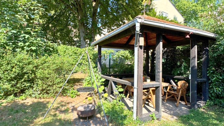 Erstbezug - Sanierte 2-ZKB Erdgeschosswohnung in toller Lage am oberen Rastpfuhl