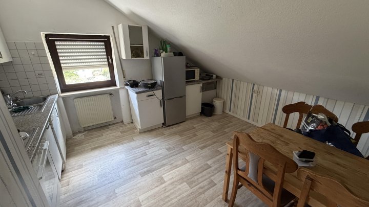 Viel Platz für Ihre Pläne: Wohnhaus mit 4-5 Wohneinheiten in ruhiger Lage von Berglicht