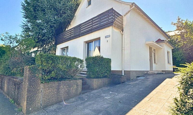 Freistehendes Einfamilienhaus in Top-Lage Kieselhumes/Kaninchenberg