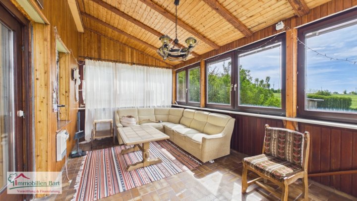 GRENZNÄHE: WOHNHAUS MIT TOLLEM GARTENGRUNDSTÜCK IN SONNIGER WOHNLAGE!