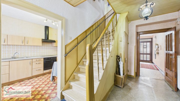 ORSCHOLZ: EINFAMILIENHAUS / GARTEN / GARAGE / VIELFÄLTIGE NUTZUNGSMÖGLICHKEITEN