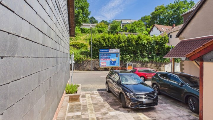 Zweifamilienhaus als Doppelhaushälfte in Saarbrücken-Güdingen  zu verkaufen.