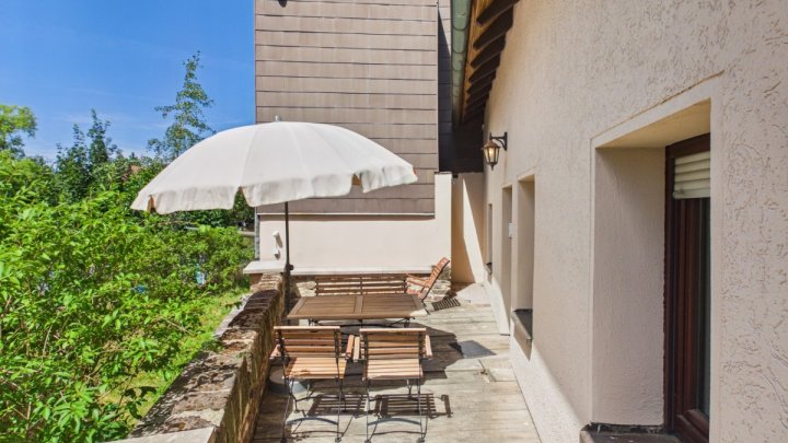 Zweifamilienhaus als Doppelhaushälfte in Saarbrücken-Güdingen  zu verkaufen.