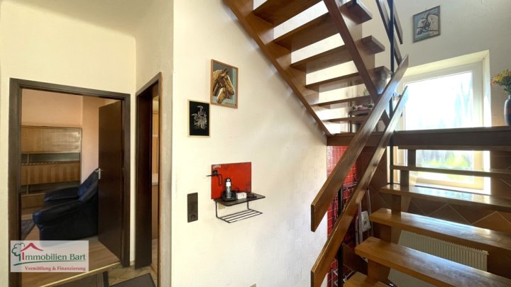 SOFORT VERFÜGBAR: 4 SCHLAFZIMMER / KELLER / GARTEN / GARAGE