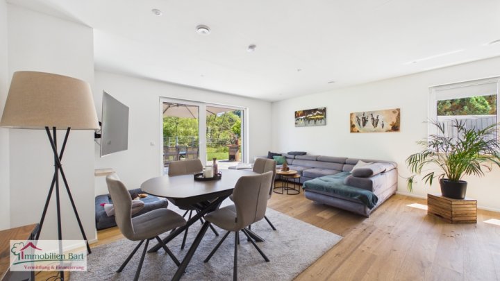 GRENZE LUXEMBURG:

MODERNES UND GROßZÜGIGES ZUHAUSE MIT EINLIEGERWOHNUNG UND DOPPELGARAGE!